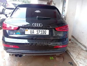 Audi Q3 2016 Black