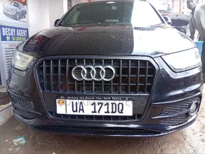 Audi Q3 2016 Black
