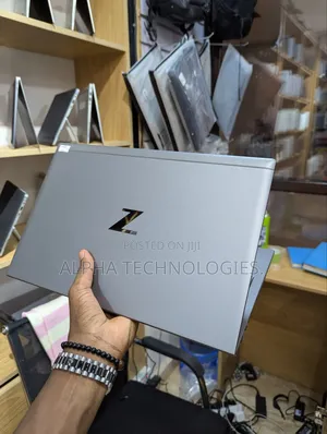 Laptop HP ZBook Firefly G8 32GB Intel Core i7 SSD 512GB