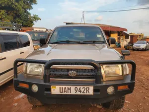 Toyota Hilux Surf 2006 Silver