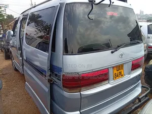 Toyota Regius 1999 Blue