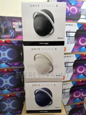 Harman Kardonn Onyx Studio 8