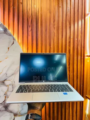Laptop HP EliteBook 640 G10 16GB Intel Core i5 SSD 512GB