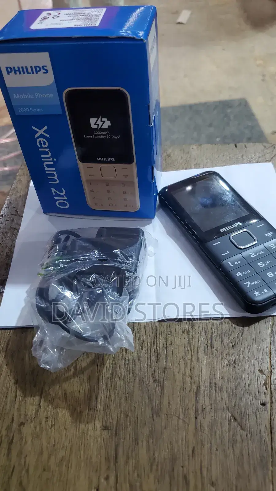 New Philips E210 Black