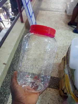 Clear Plastic Pet Jar