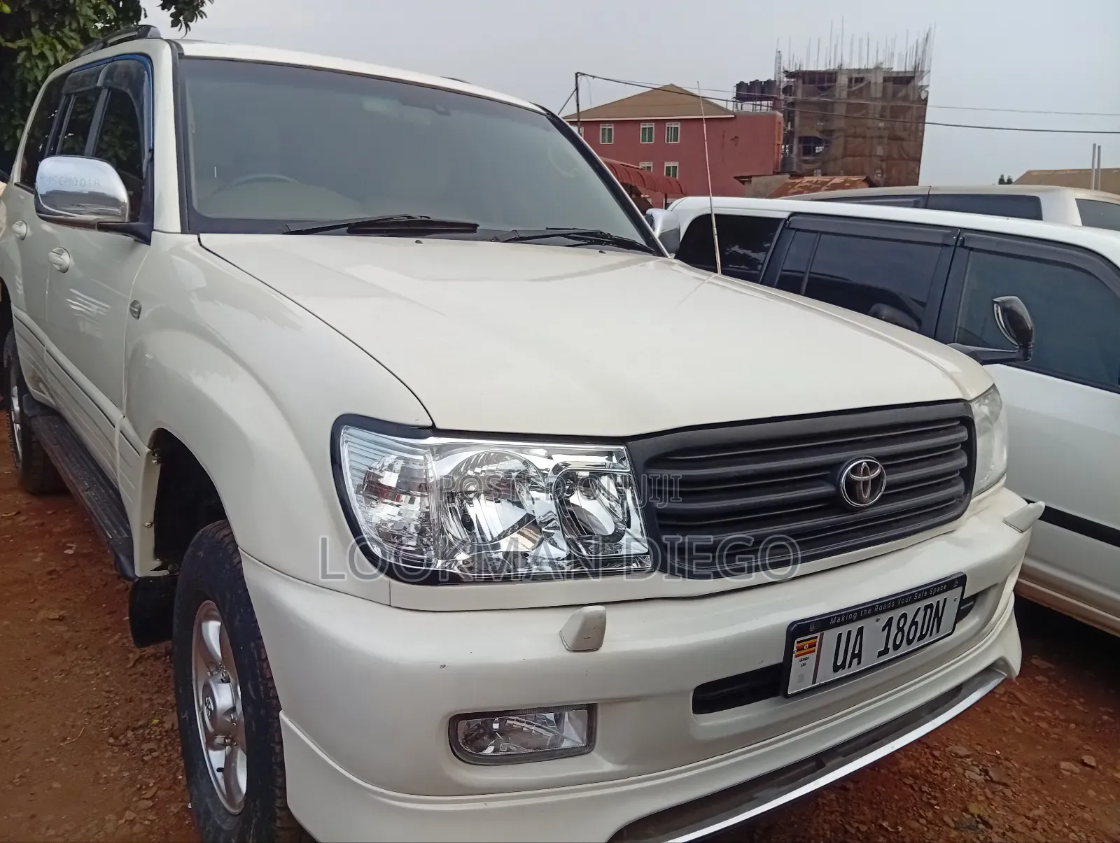Toyota Land Cruiser 2003 White