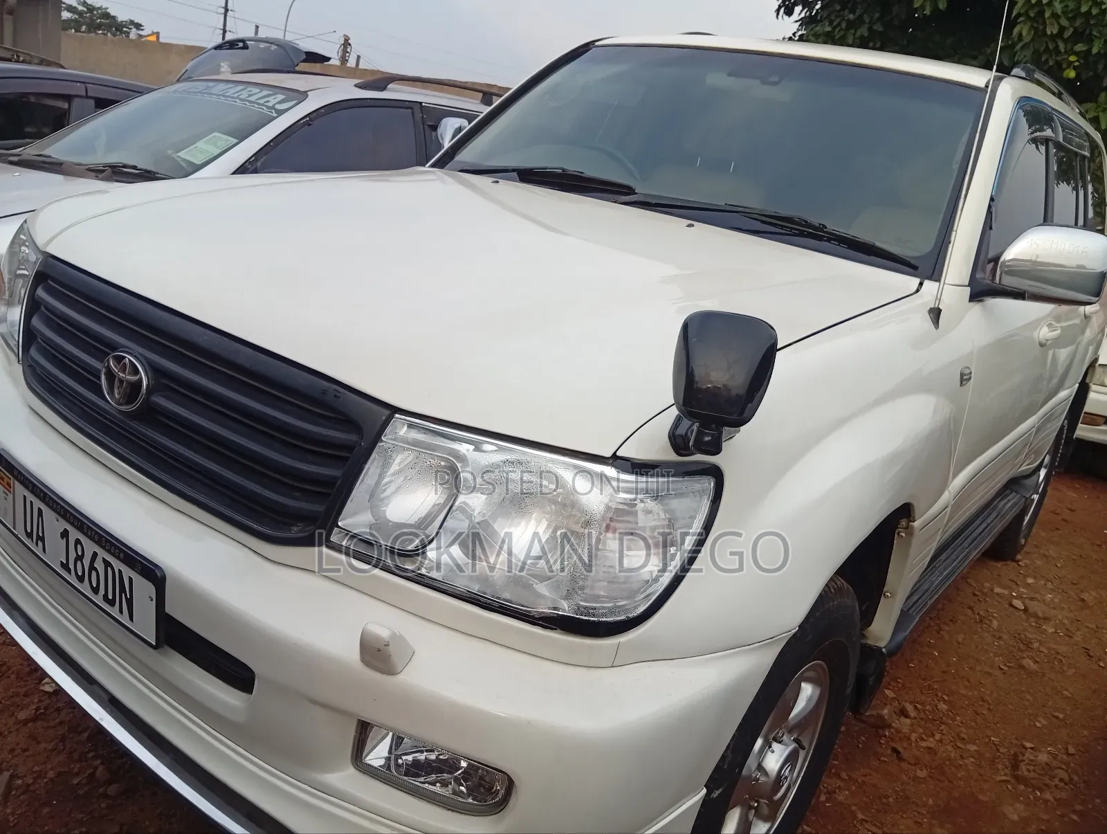 Toyota Land Cruiser 2003 White