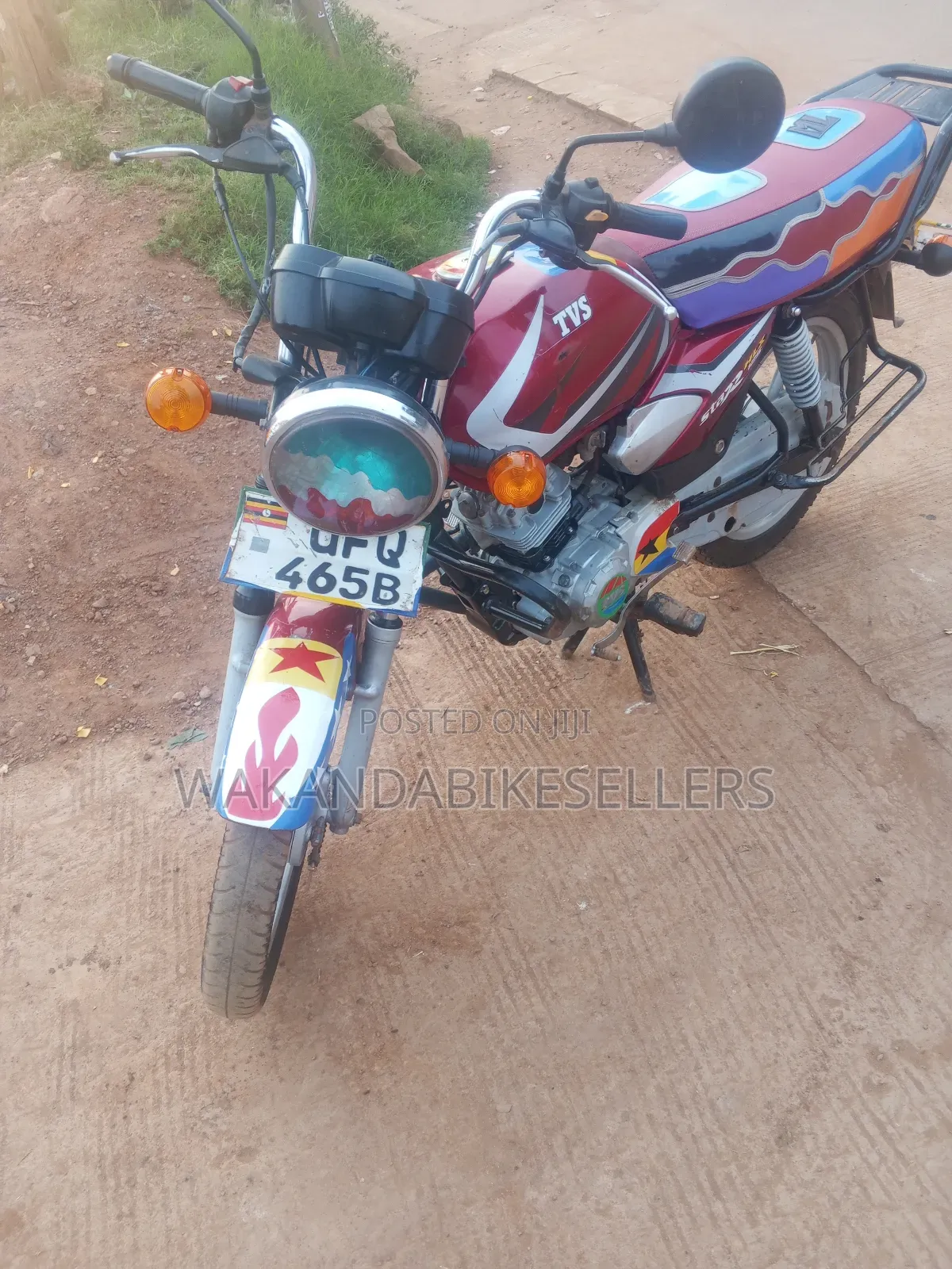 TVS HLX 125 2025 Red