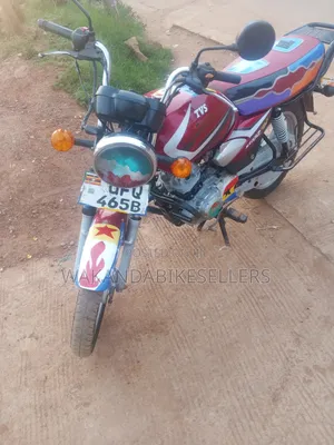 TVS HLX 125 2025 Red