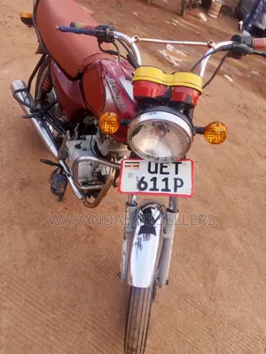 Bajaj Boxer 100 2019 Red