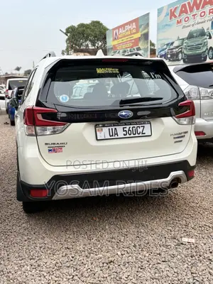 Subaru Forester 2018 White
