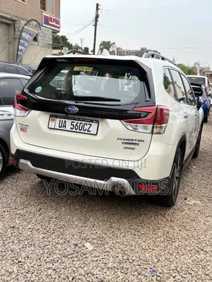 Subaru Forester 2018 White