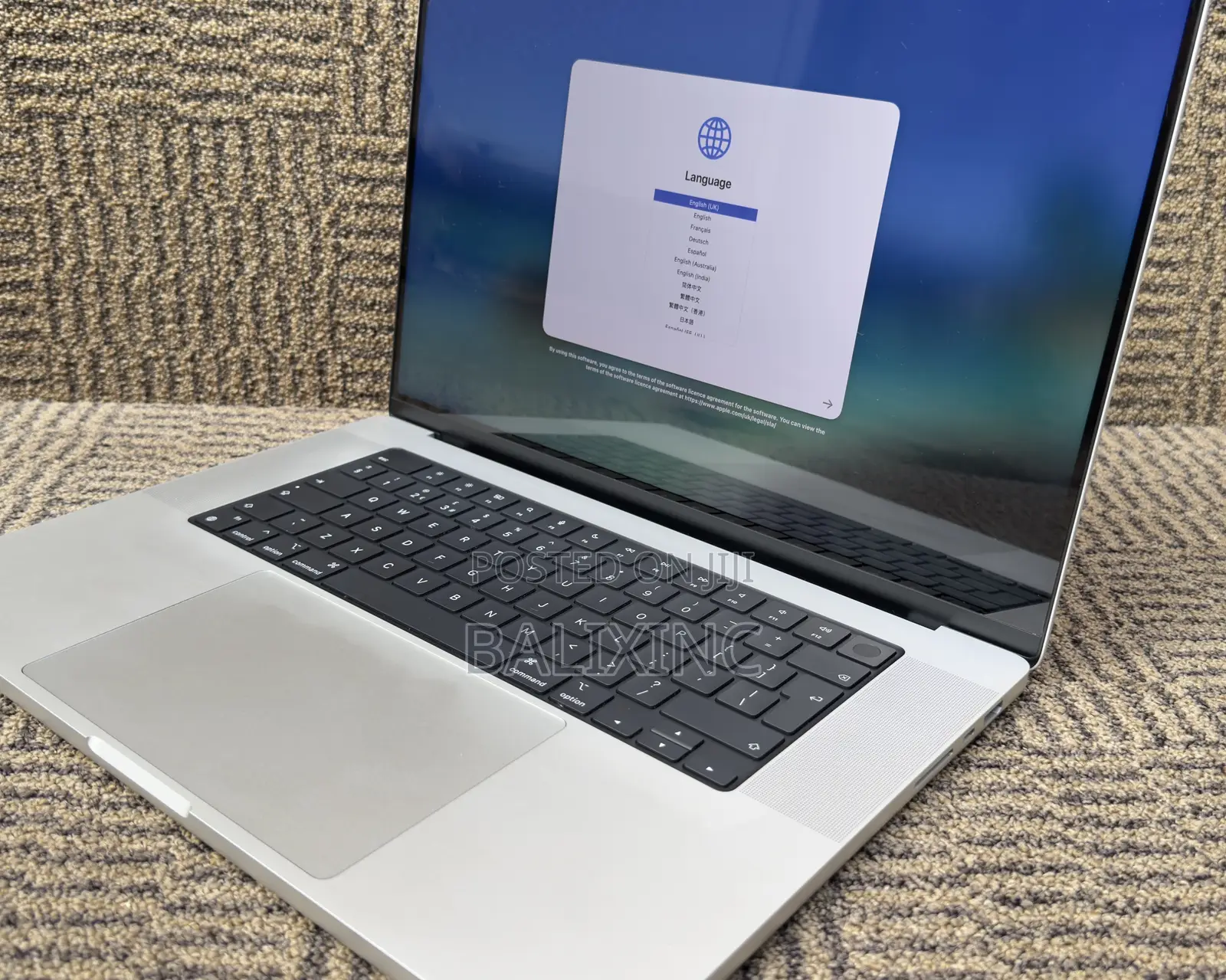 Laptop Apple MacBook Pro 2021 M1 16GB Apple M1 Pro SSD 512GB