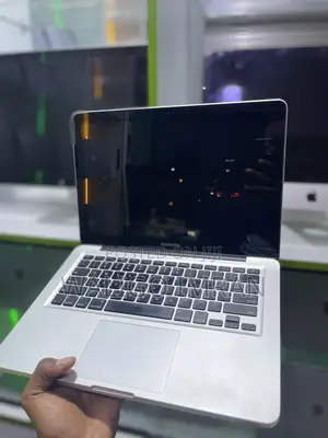 Laptop Apple MacBook Pro 2011 8GB Intel Core i7 HDD 320GB