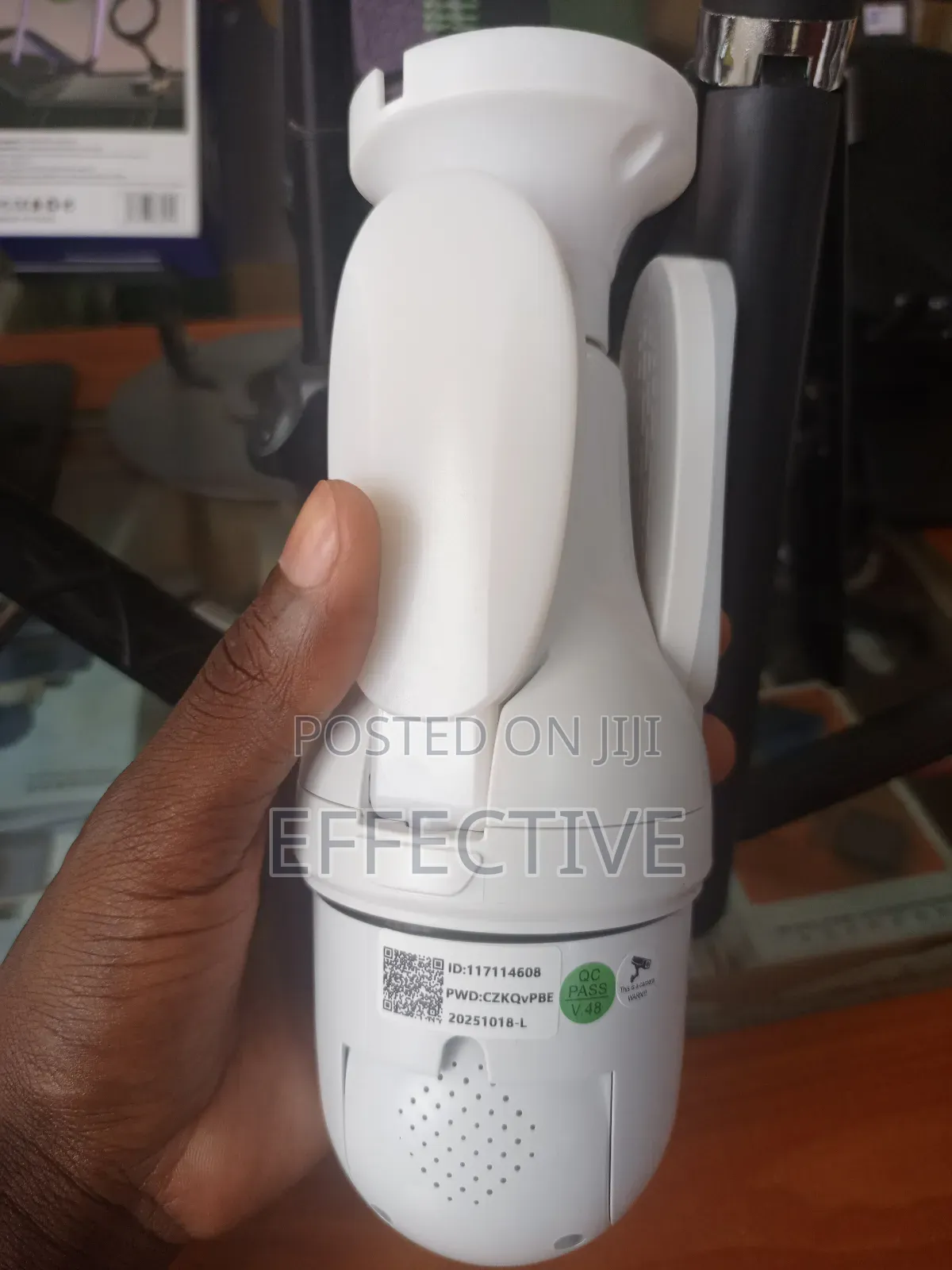 V380 Pro Wireless Panoramic Ip Bulb Camera.