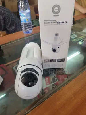 Bulb Camera V380