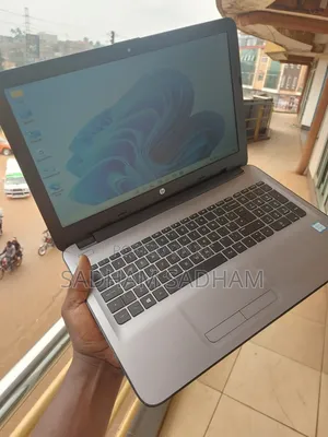 Laptop HP 250 G5 4GB Intel Core i5 SSD 256GB