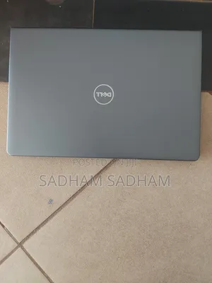 Laptop Dell Vostro 15 3568 4GB Intel Core i3 SSD 128GB