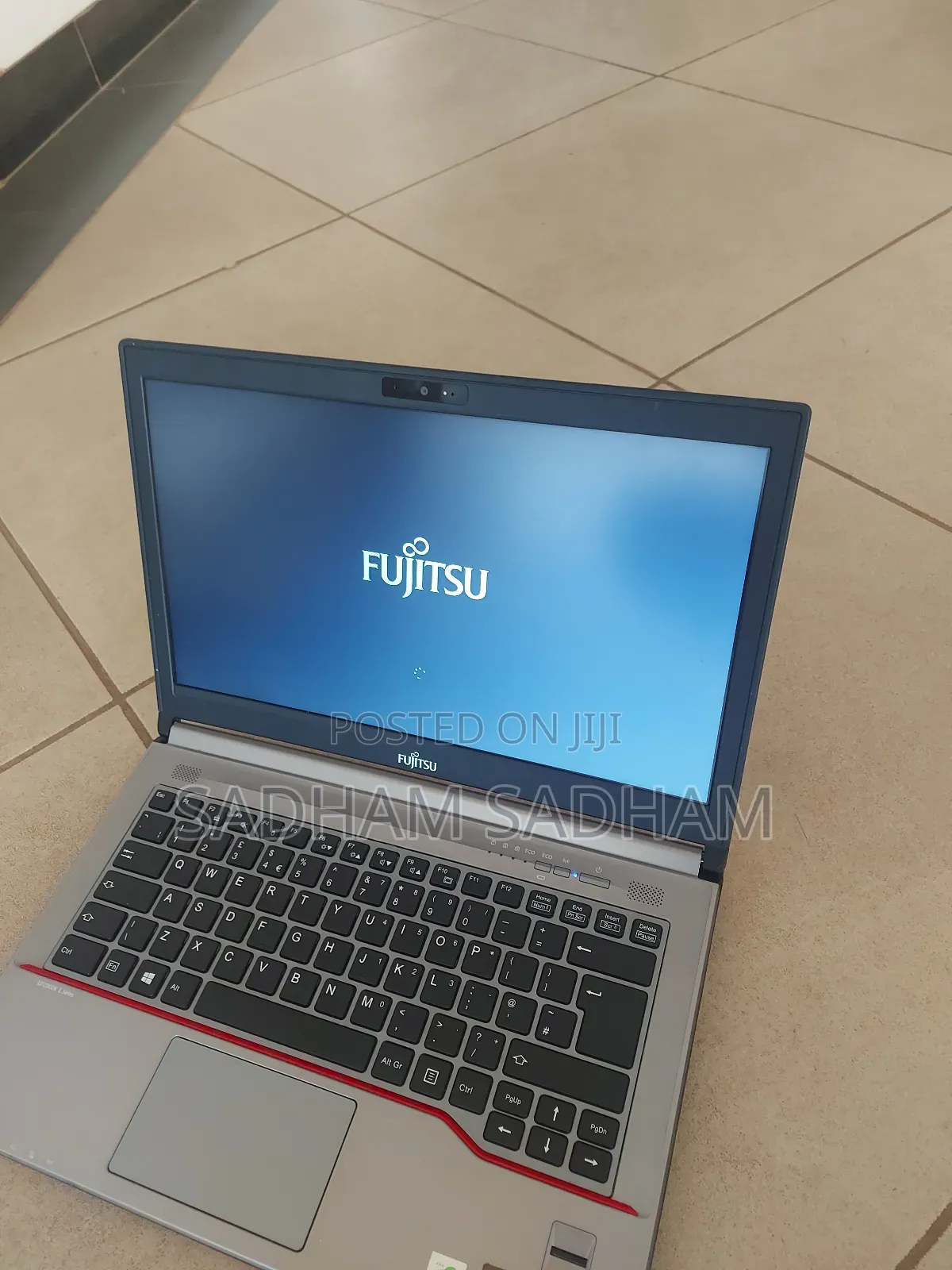 Laptop Fujitsu Lifebook E743 8GB Intel Core i5 SSD 256GB