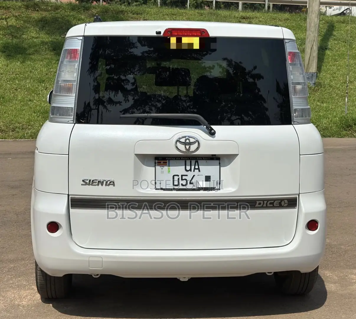 Toyota Sienta 1.5 AWD 2011 White