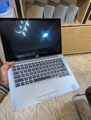 Laptop Dell Latitude 7400 8GB Intel Core i5 SSD 256GB