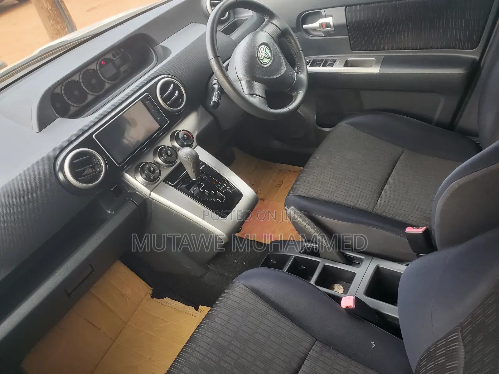 Toyota Corolla Rumion 2011 White