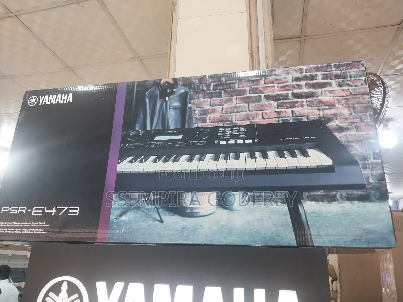 PSR E743 Yamaha Electronic Keyboard