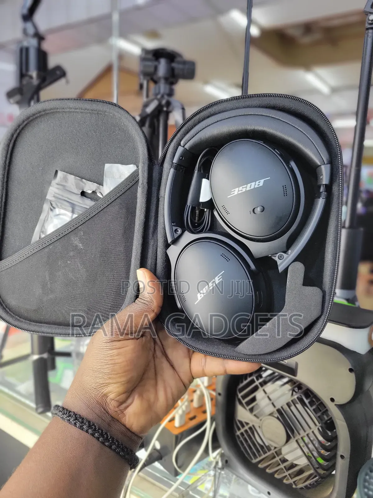 Quietcomfort 45 Wireless Bluetooth Noise Cancelling Headphones,