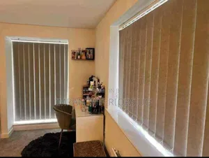 Elegant Window Blinds Per Square Meter Available in Stock