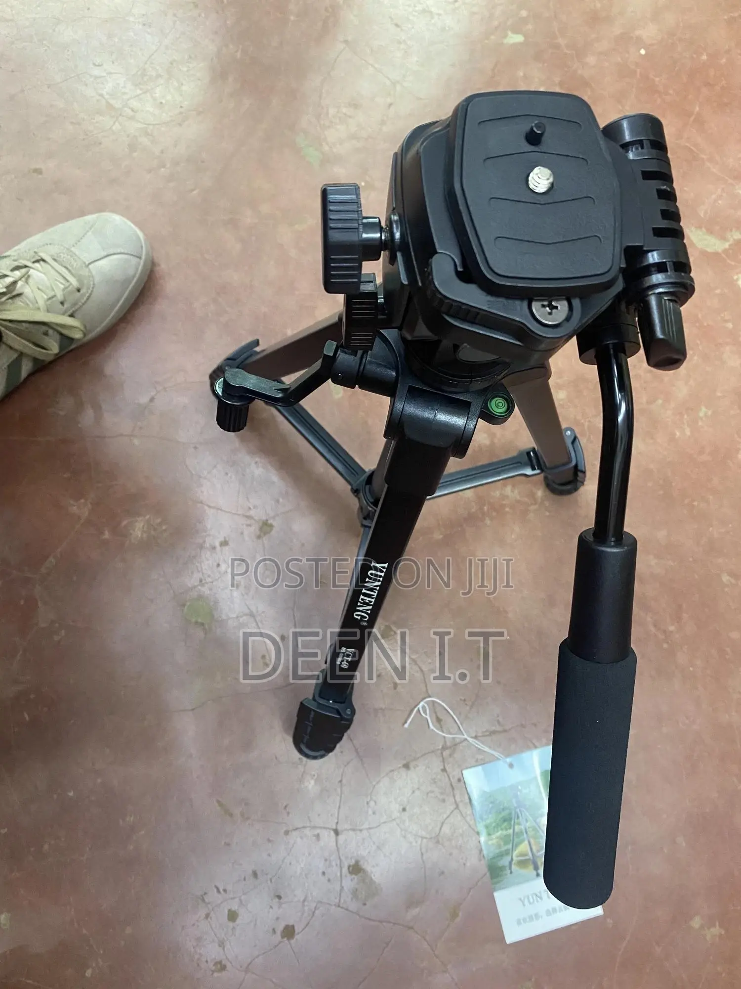 Tripod Camera Stand