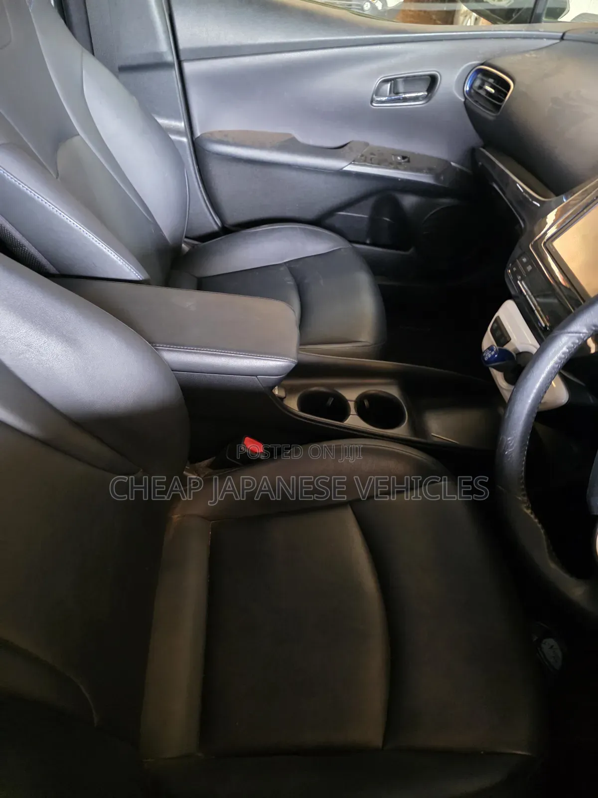 Toyota Prius Four 2017 White