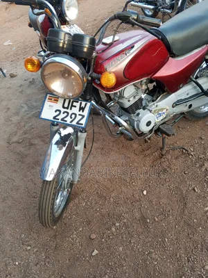 Bajaj Boxer 100 2023 Red