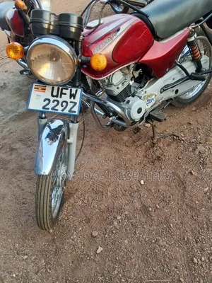 Bajaj Boxer 100 2023 Red