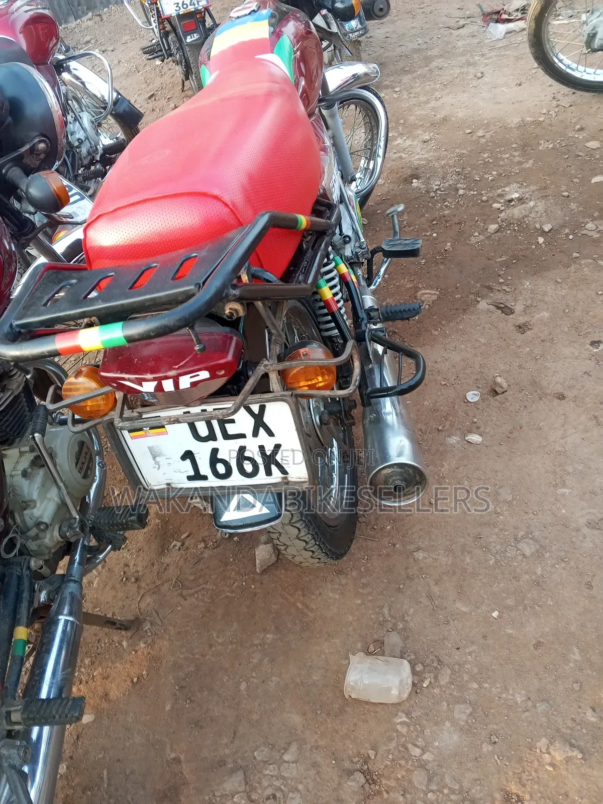 Bajaj Boxer 100 2021 Red
