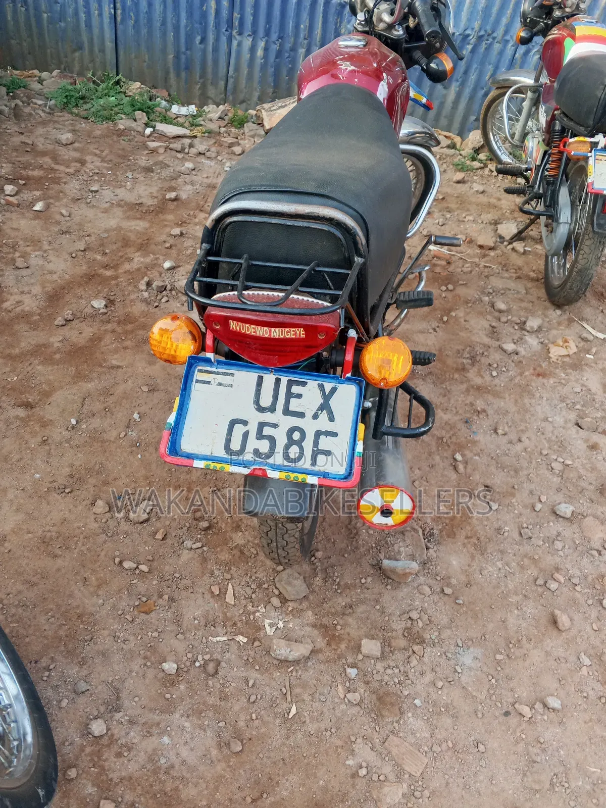 Bajaj Boxer 100 2021 Red
