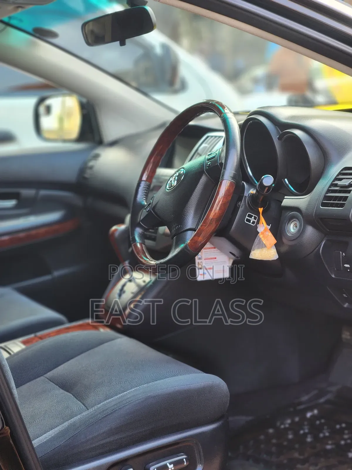 Toyota Harrier 2012 Black