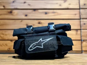 Alpinestars Kanga V2 Waist Bag.
