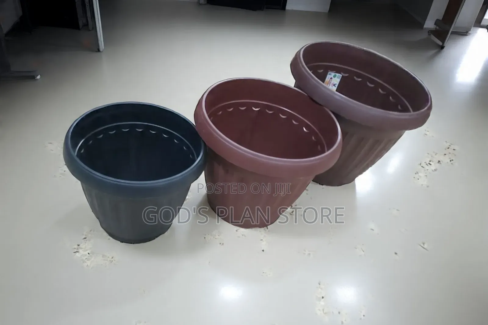 Barcelona Plastic Flower Pots Plastic Flower Pots