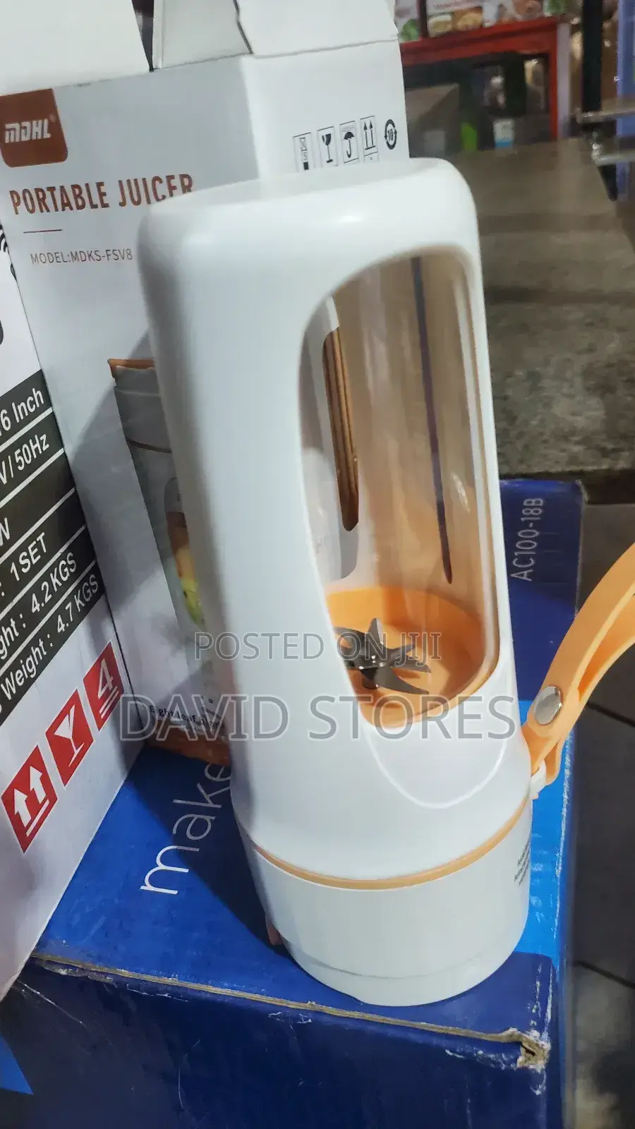 MDKS Fsv8 Rechargeable Portable Juicer