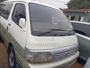 Toyota HiAce 2001 Grey