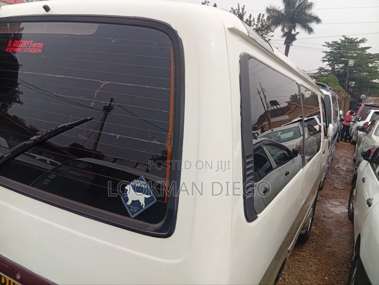 Toyota HiAce 2001 Grey
