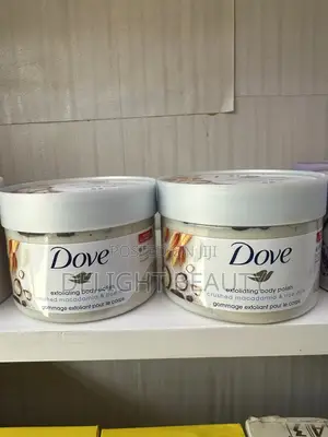 Dove Exfoliating Body Polish Crushed Makadamia and Rice Milk