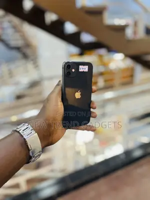 Apple iPhone 11 64 GB Black