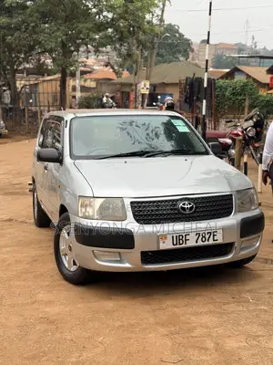 Toyota Succeed 2007 Silver