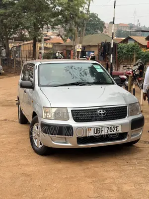 Toyota Succeed 2007 Silver