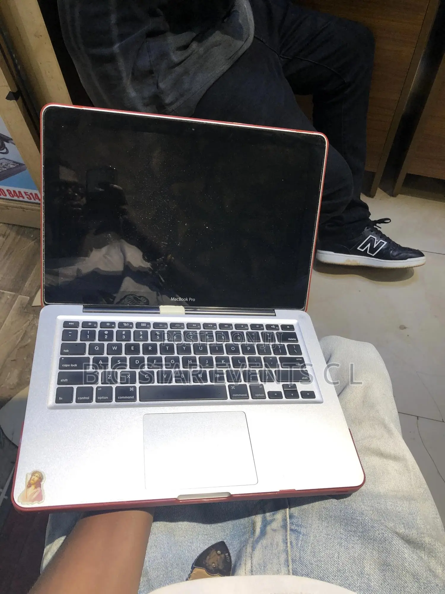 Laptop Apple MacBook Pro 4GB Intel Core 2 Duo SSD 256GB