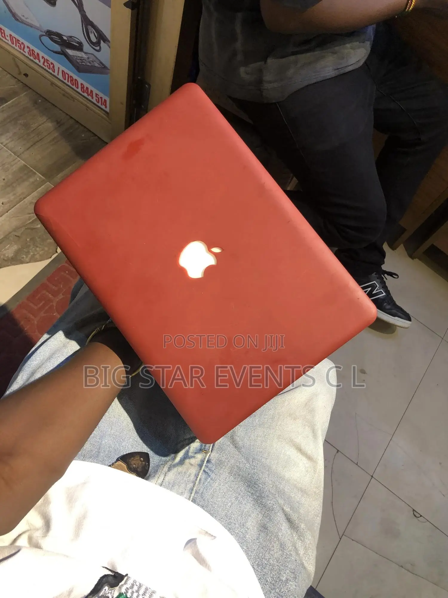 Laptop Apple MacBook Pro 4GB Intel Core 2 Duo SSD 256GB