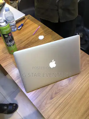 Laptop Apple MacBook Pro 4GB Intel Core i7 SSD 500GB