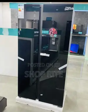 Hisense 750 Liters Side by Side Refrigerator With Glass Finish