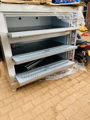Fully Compacted Industrial/Commercial Oven (3decks Taking 9trays)